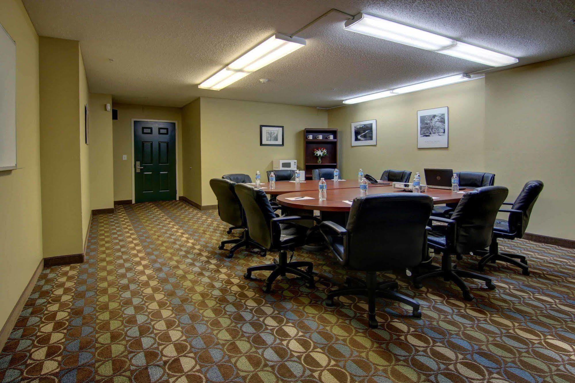Intown Suites Extended Stay Marietta Ga - Roswell Rd Exteriör bild